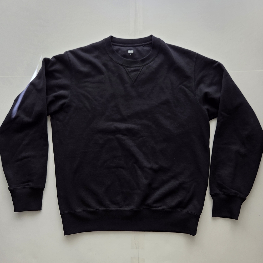 Uniqlo Men's Black Cotton Crewneck Sweater Medium Good Used Condition